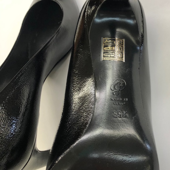 M. Gemi Virgola Black pointed toe pump - Picture 4 of 8